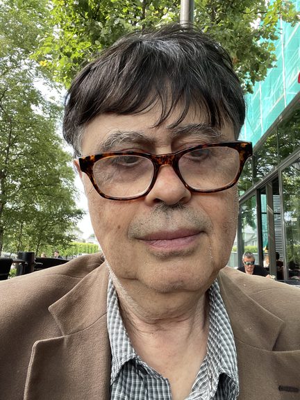 Lire la suite à propos de l’article BALAYER DEVANT SA PORTE