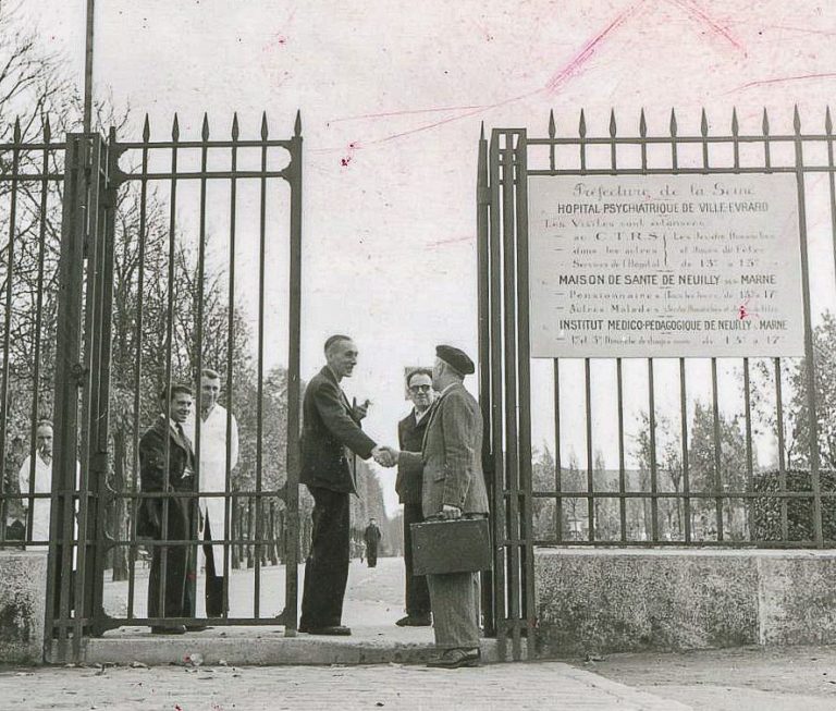 Lire la suite à propos de l’article 5 novembre 2024 – Clément Fromentin : La réforme de l&rsquo;asile dans les années 1950